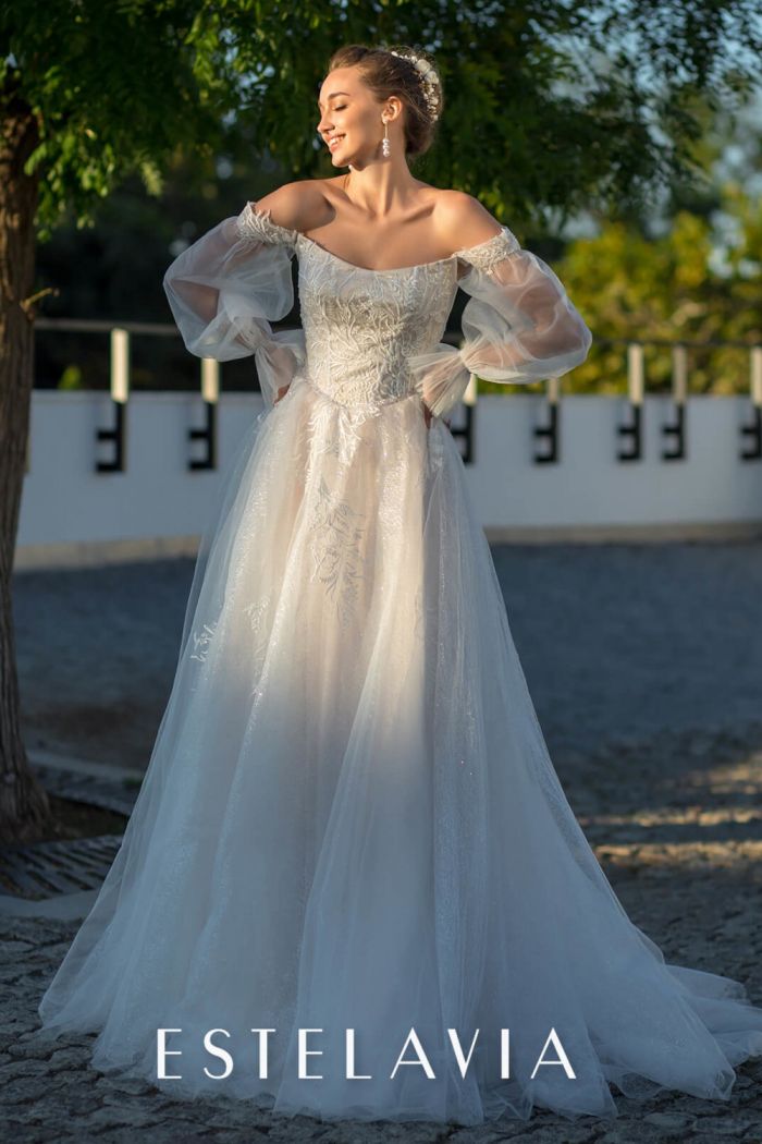 Шикарное свадебное корсетное платье с открытыми плечами, шлейфом и съемными рукавами ЛУЧИЯ