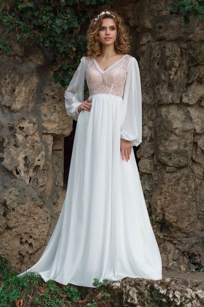 Лаконичное свадебное платье с рукавом и прямой юбкой - ЛУНАЛИКА