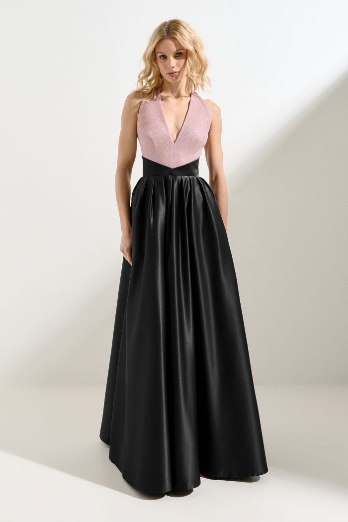 Длинное атласное платье с открытой спиной и V-образным вырезом - ГЛАВНАЯ РОЛЬ