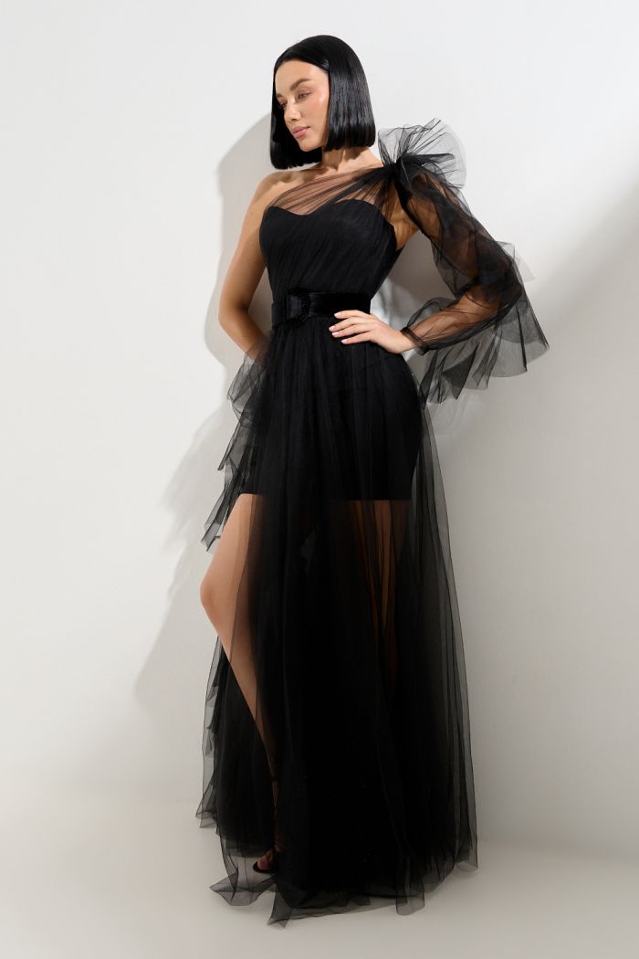 Дизайнерское вечернее платье черного цвета со съемным рукавом - НОЧНОЙ МОТЫЛЁК