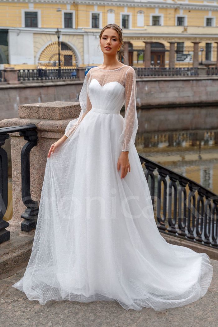 Свадебное платье А-силуэта на корсете с длинными рукавами фонариками и шлейфом - SV 116