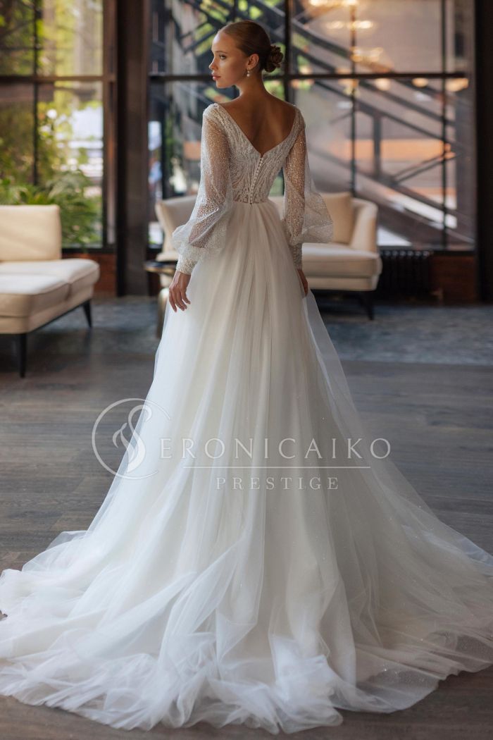 Хрустальное свадебное платье А-силуэта с расшитым лифом - SV 805