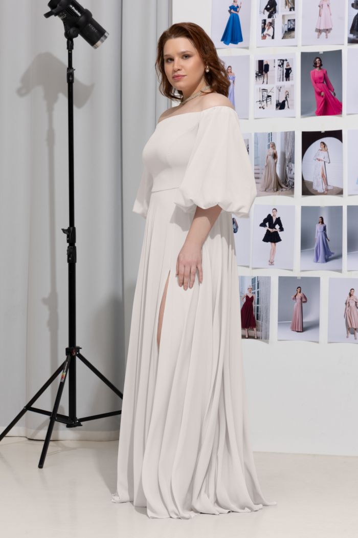 Длинное белое платье в пол с разрезом и рукавом из мягкой легкой ткани - ПИОНА